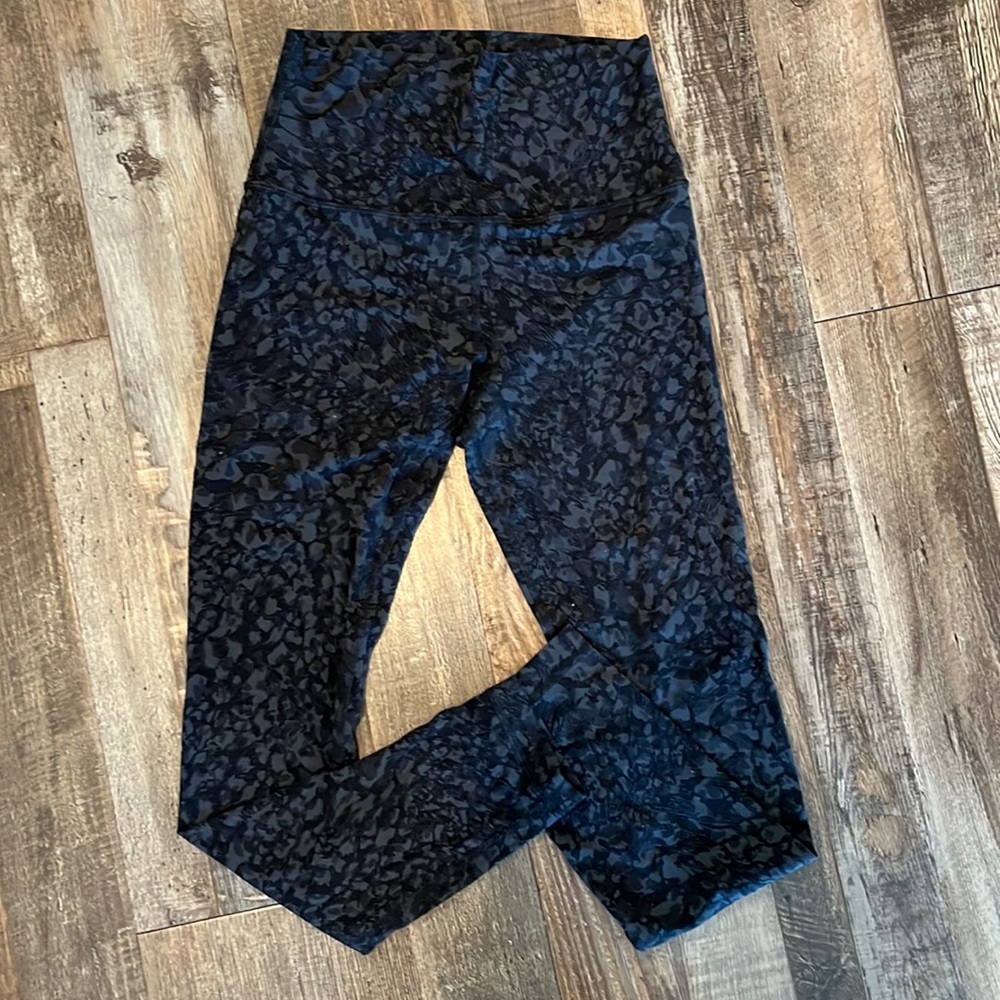 Lulu lemon size 2 leggings